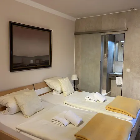 B&B Gambrinus 3*